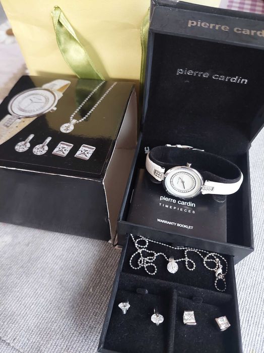 Чисто нов комплект часовник Pierre Cardin