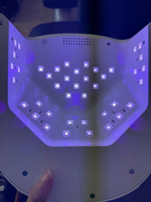 Лампа для маникюра