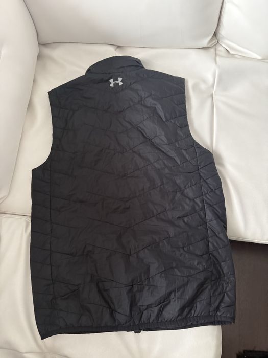 Vesta si hanorac under armour