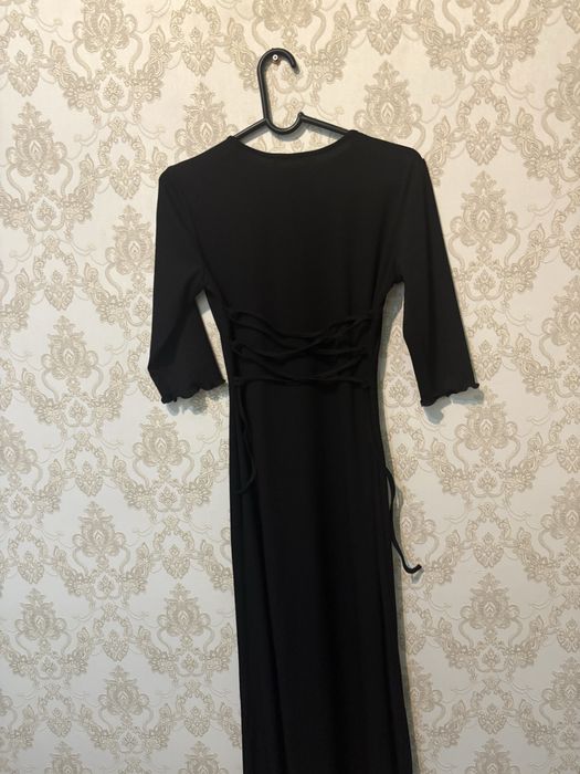 Черный платья лапша