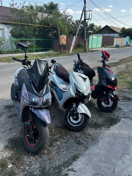 Продам скутор м8 про