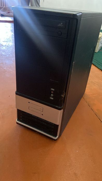 Продажа на запчасть компьютер