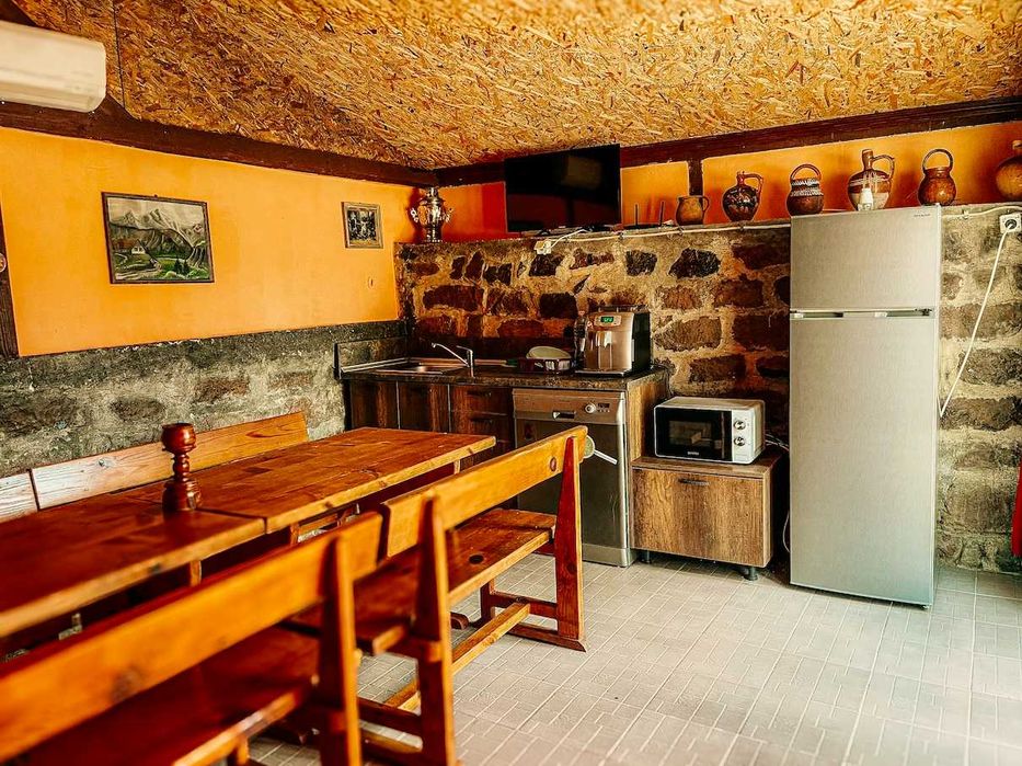 Къща за гости и вила с басейн Маркашница - гр. Белоградчик