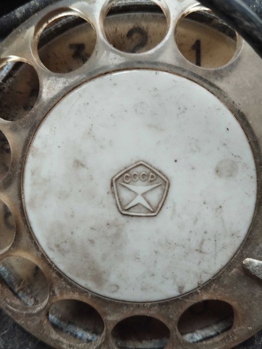 Телефонный аппарат советский