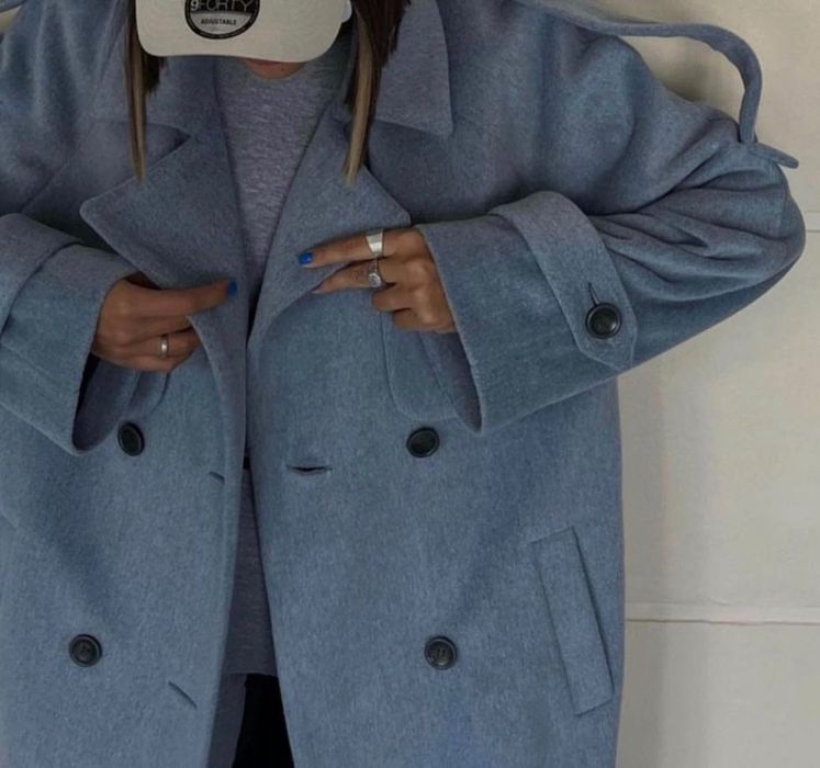 Пальто женское.      .