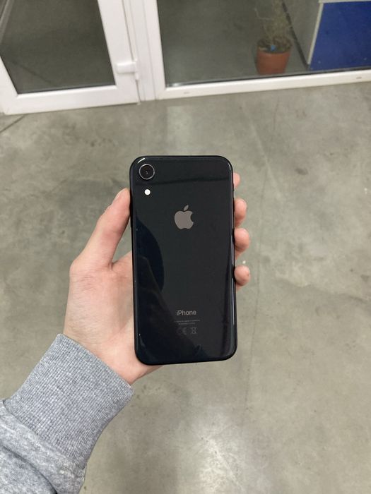Продам Айфон XR 64gb 100%