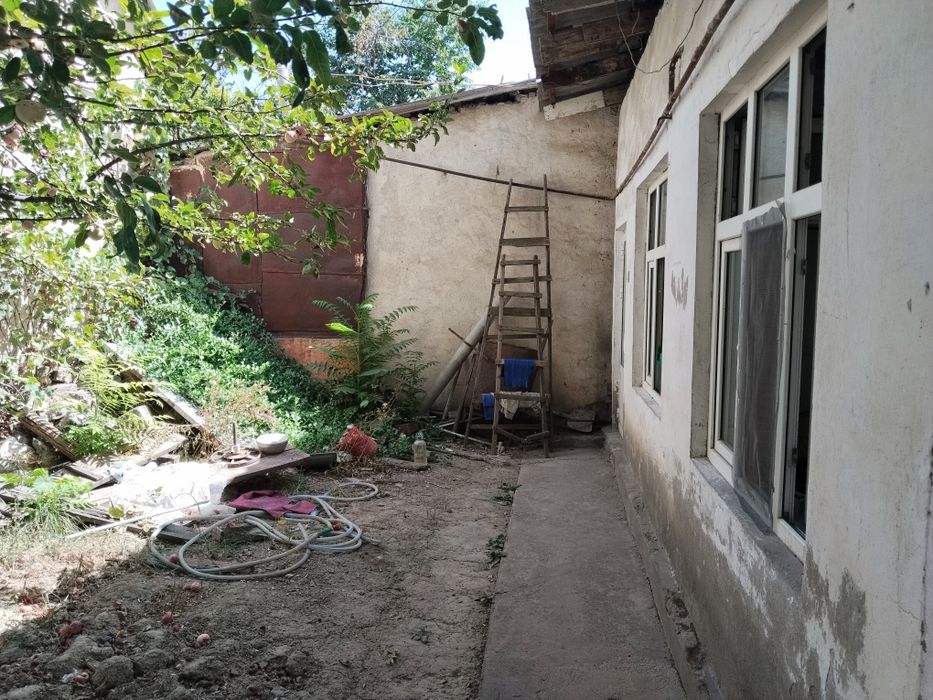 Дом 3 соток очень близко к центру Ташкента