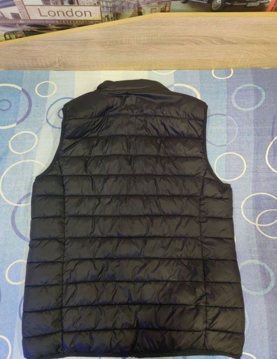 Черен Мъжки Елек