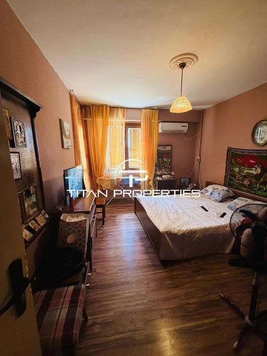 Продава се Тристаен апартамент в Пловдив, Южен - 105 кв.м за 1620 €/кв.м - Снимка #3