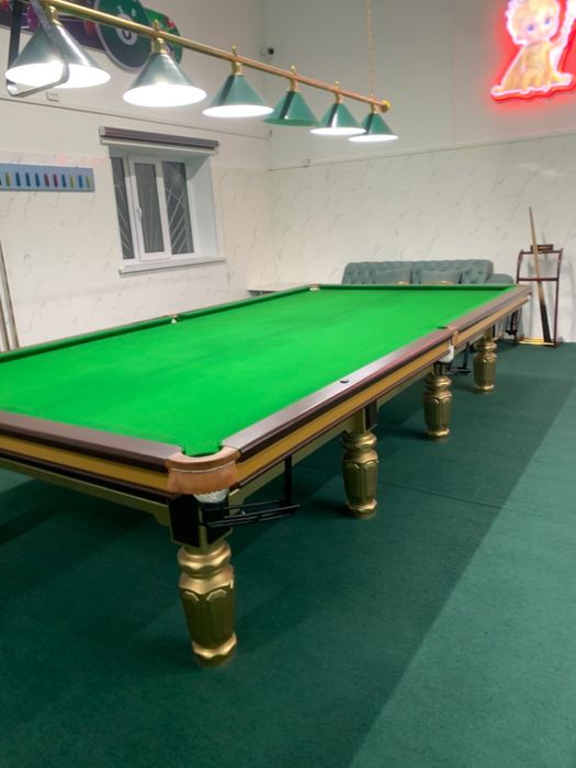 Бильярдный стол