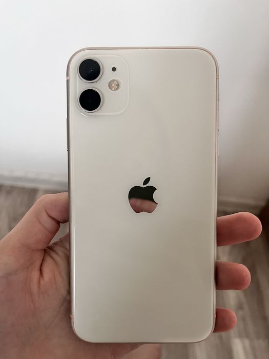 Айфон 11   128 гб.