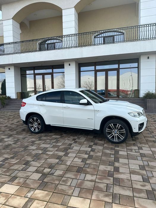 Vând BMW X6 2013 06