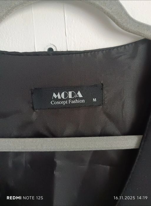 Vesta neagra Moda mărime M