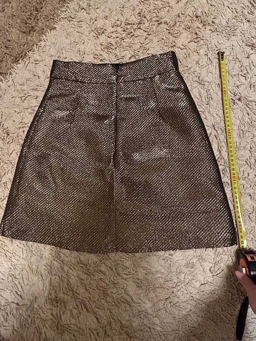 Юбка H&M (EUR 32)