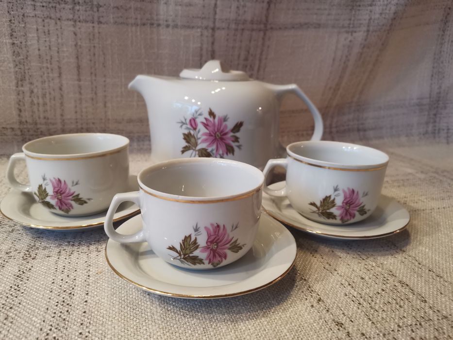 Сервиз за кафе с каничка Горски слез