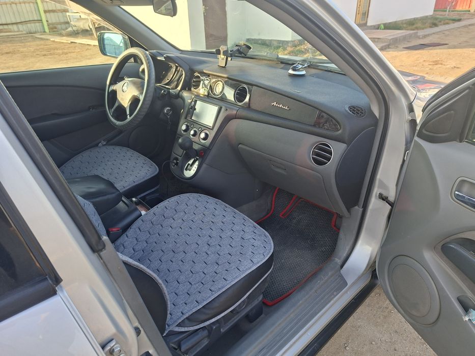 Митсубиси айртрек