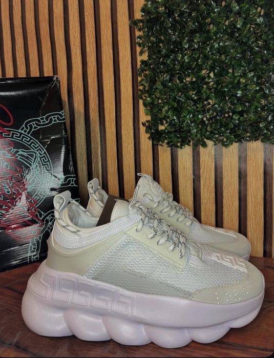 adidasi versace chain reaction triple white calitate superioara