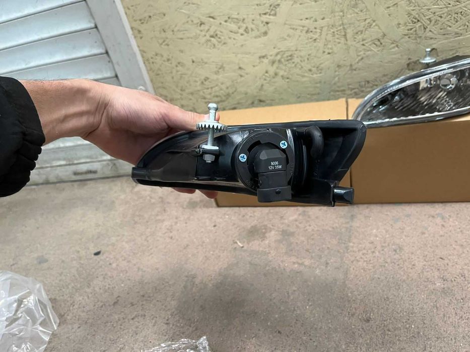 Противотуманка на Lexus RX330 / 2004- / Лексус РХ330 /2007