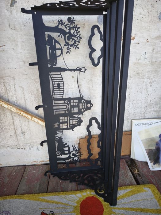 Вешалка металлическая