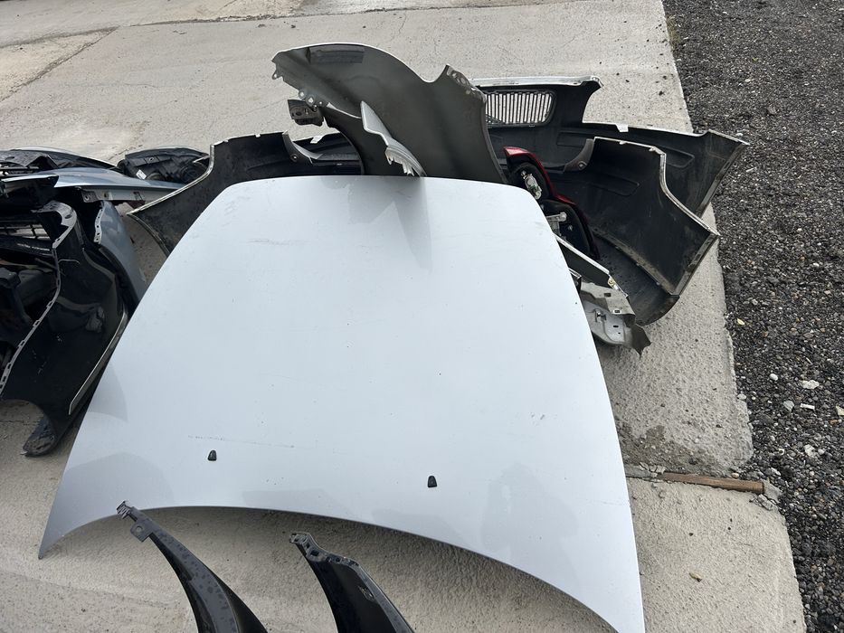 Capota/bara/faruri/haion volvo v50