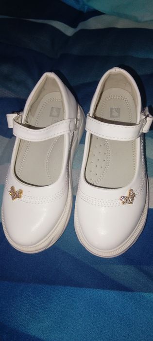 Туфли школьные белые