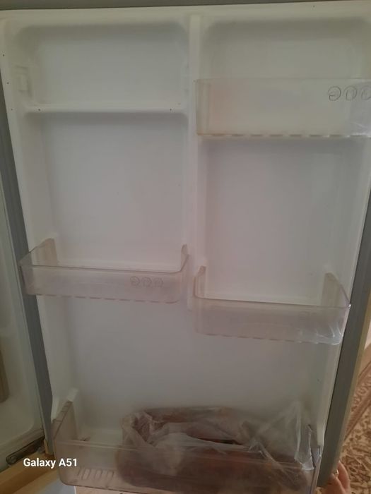 ХОЛОДИЛЬНИК LG нормальном состояний