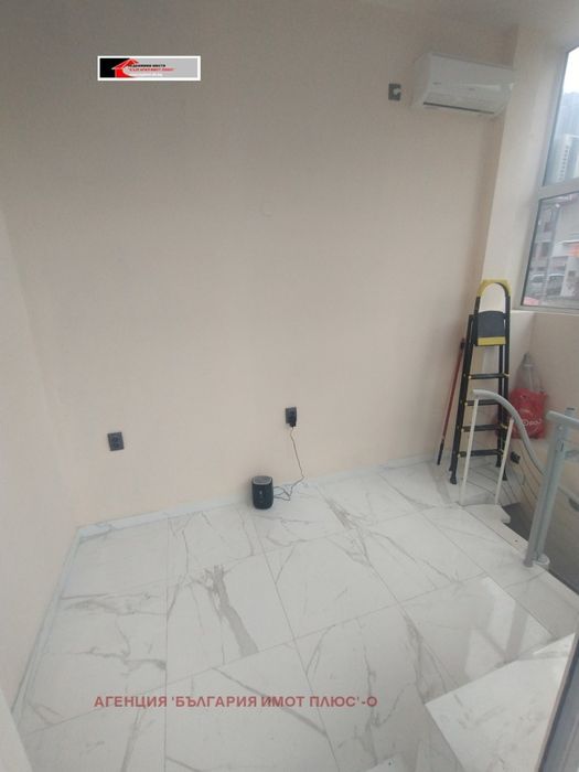 Дава се под наем Офис в София, Център - 20 кв.м за 310 € - Снимка #4