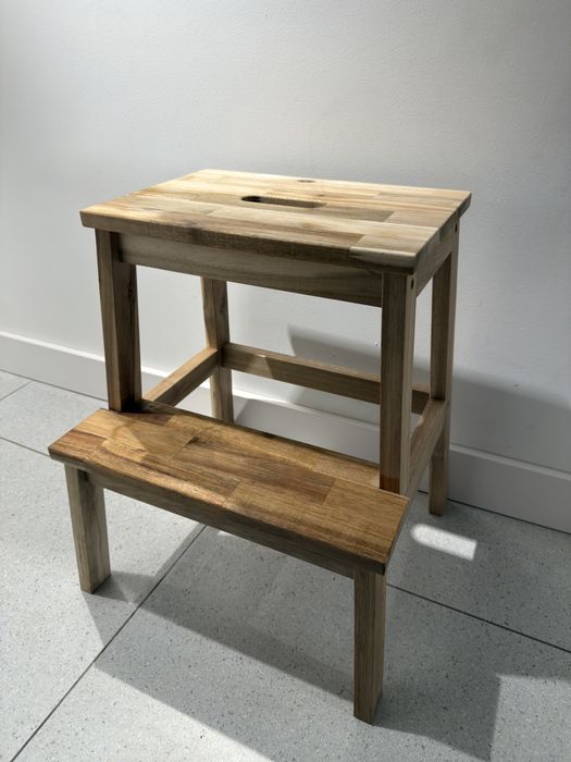 IKEA BEKVÄM Стълба / Стол-стъпало (естествено дърво)