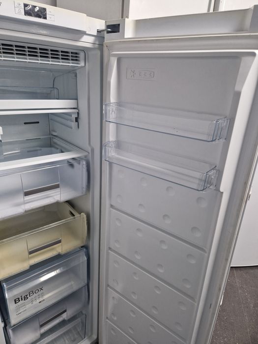 Фризер Point A++ No frost