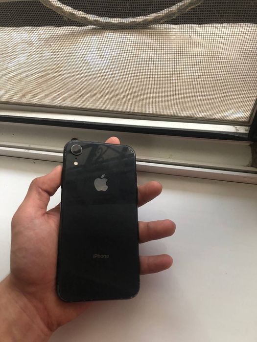 iPhone xr 64 gb.