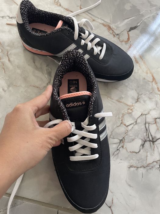 Маратонки Adidas