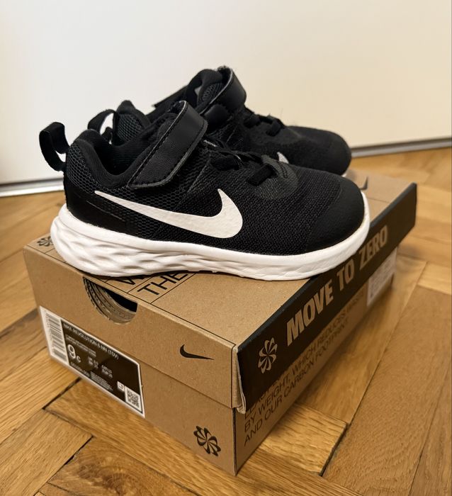 Детски обувки/маратонки Nike Revolution 5, 6 и ботуши D.D. Step