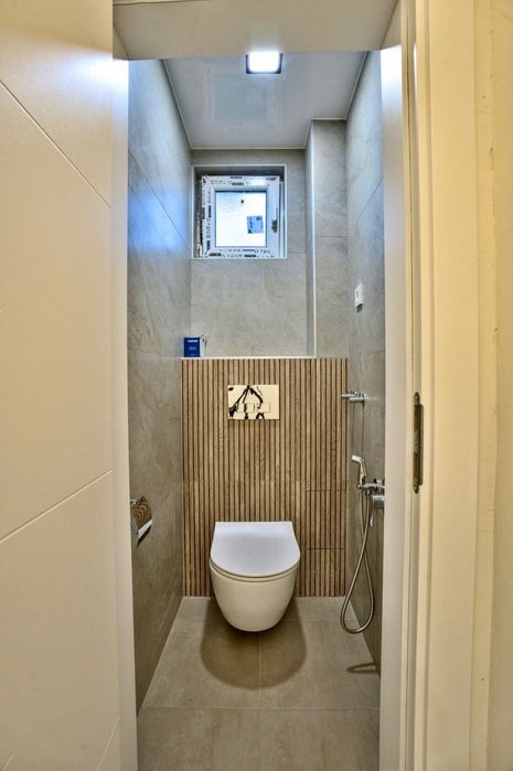 Продава се Четиристаен апартамент в Варна, Лятно кино Тракия - 120 кв.м за 2159 €/кв.м - Снимка #17