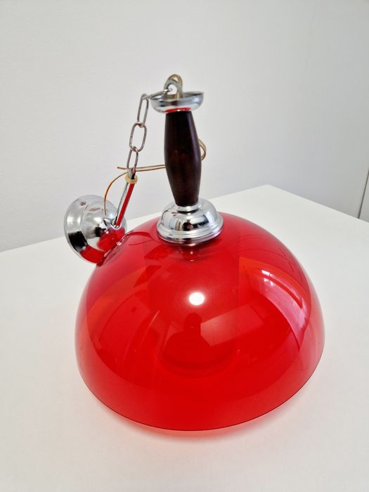 Lustra pe lant tip CIRCLE, culoare rosie