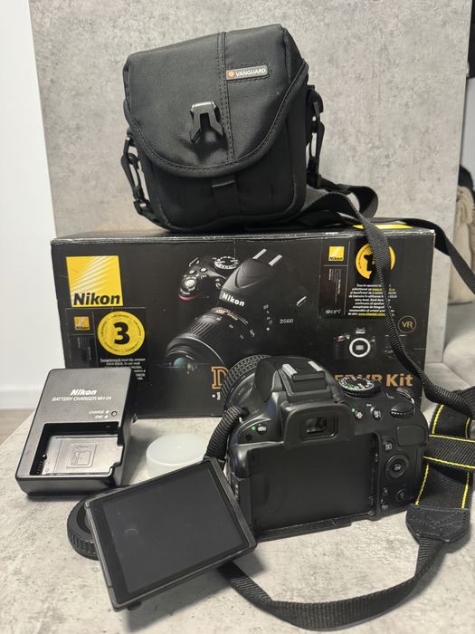 Nikon DSLR D5100