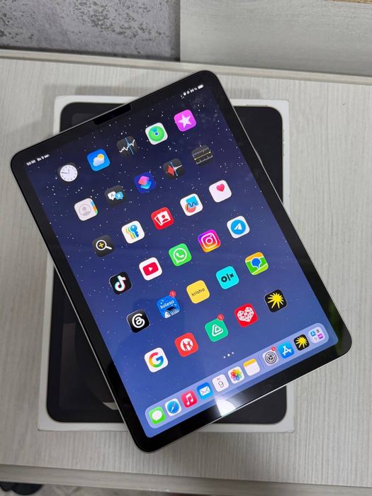 iPad Air 5 8/64gb M1
