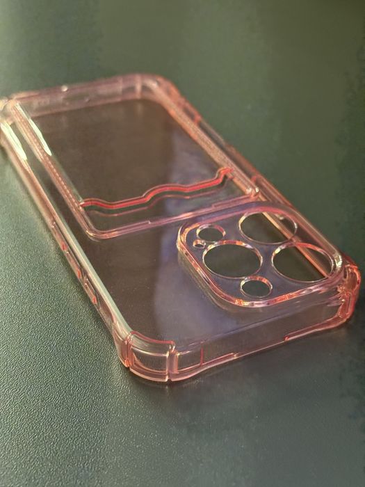 Продам чехлы айфон 16 про