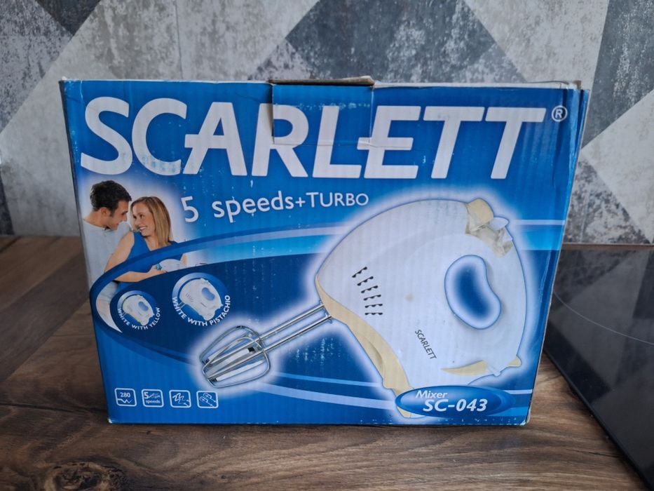 Продаю миксер Skarlett новый