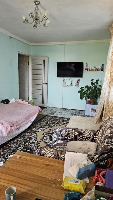 Продаётся 1 комнатная квартира на Радуге 17,500