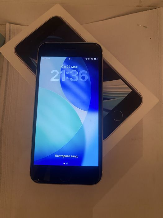 Продам iphone se 3 2022