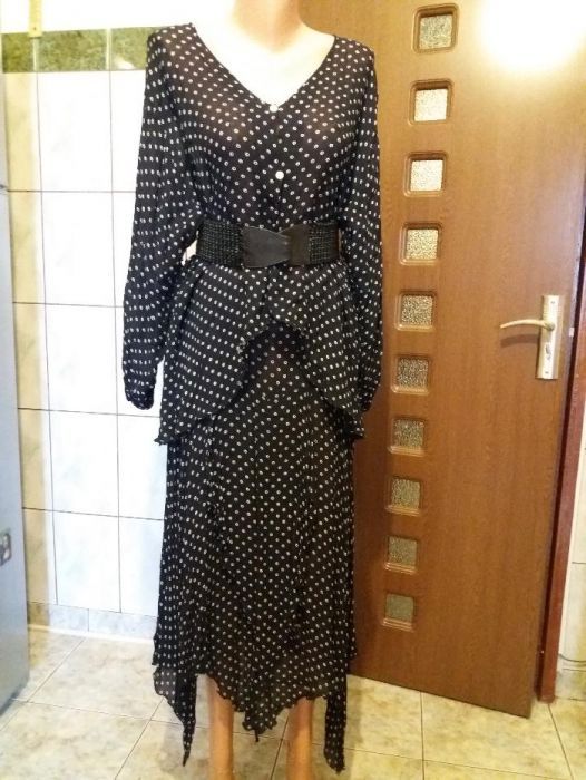 Rochie/ Costum /Compleu