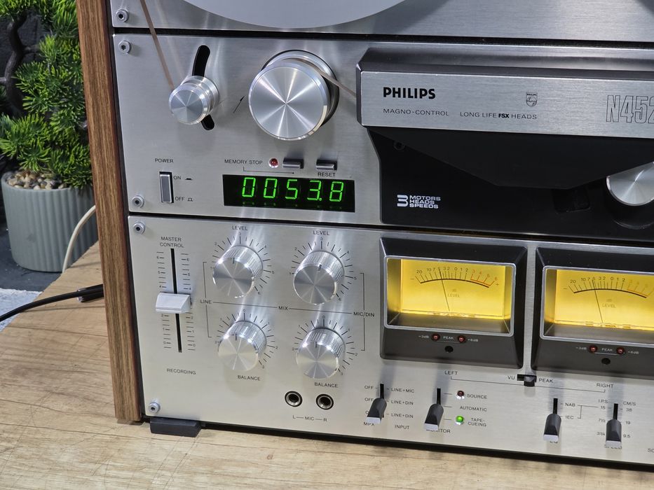 Magnetofon PHILIPS N-4520, role 26cm, 3 head, bias adjust, capac antipraf