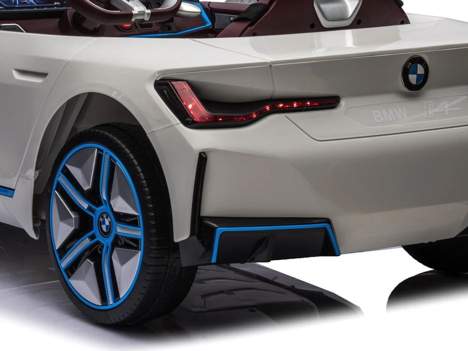 Bmw i4 акумулаторна кола 12v - детска акумулаторна кола, бяла, eva гум