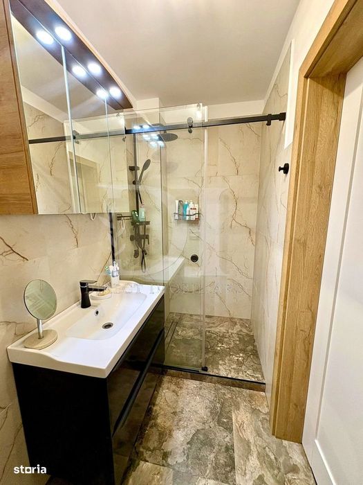Apartament 3 camere / Zona Eroilor