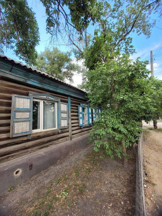 Продается 4 комнатный дом в 14 микрорайоне!