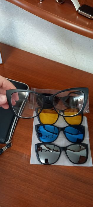 Продам очки с насадками