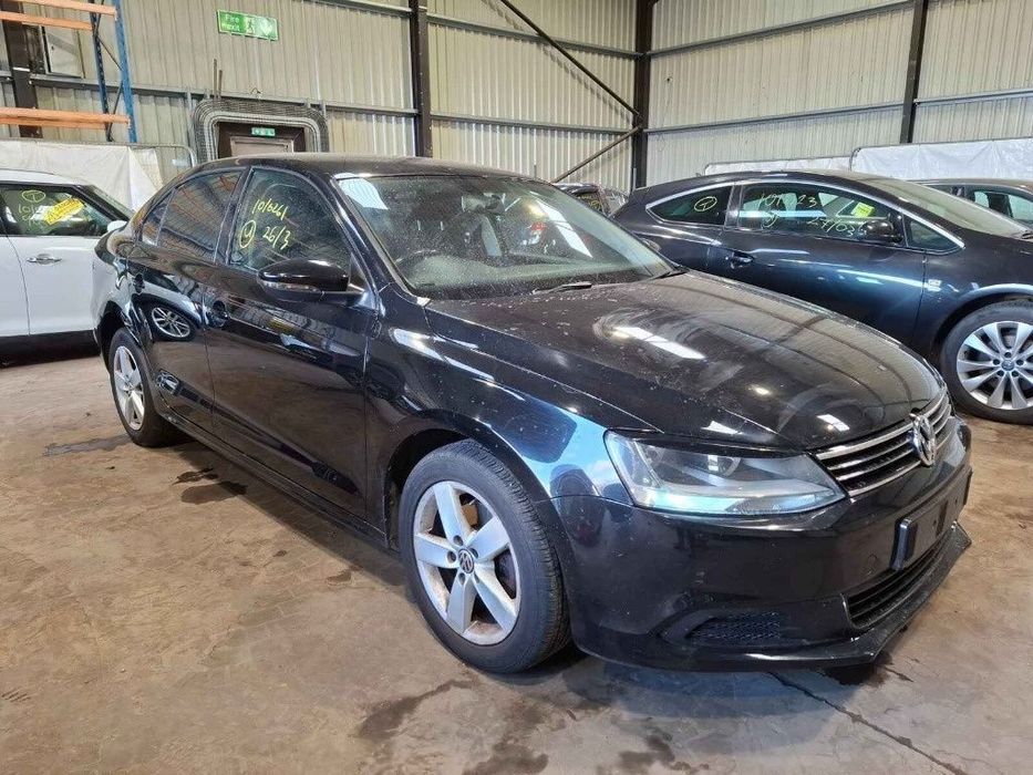 Aripa dreapta fata Volkswagen Jetta 2013 SEDAN 1.4 TSI