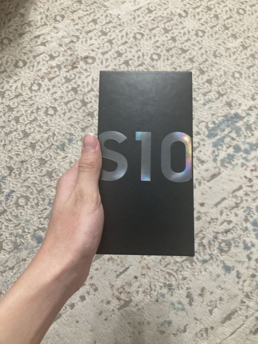 Продам Samsung s10