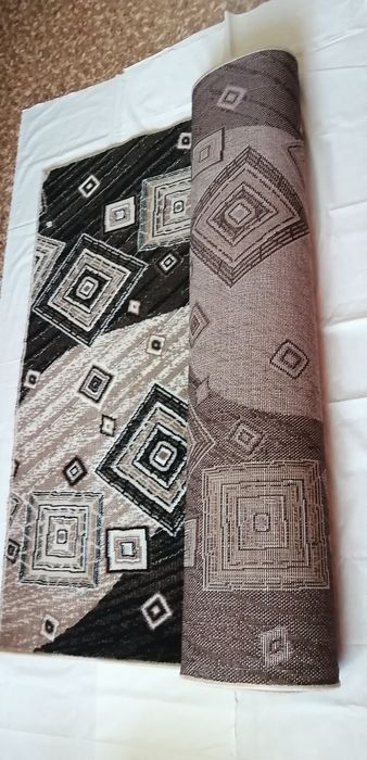 Продам палас 1,5 × 5,5 метра