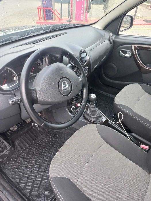 Dacia Duster 1.6 4x4 RAR. FISCAL Revizie noua
